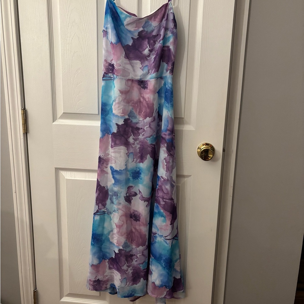 Lulu’s Floral Maxi Dress